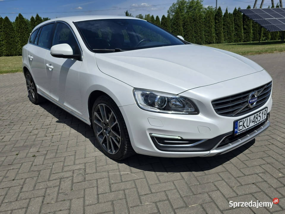 Volvo V60 20hdi NaviSerwisXenonyLedyBiała autoalarm sprzedam