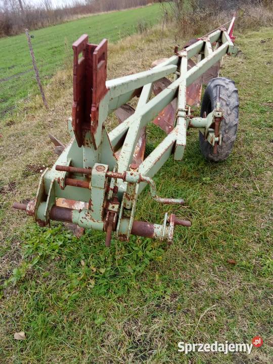 Pług pięcioskibowy nieuszkodzony Tuczna