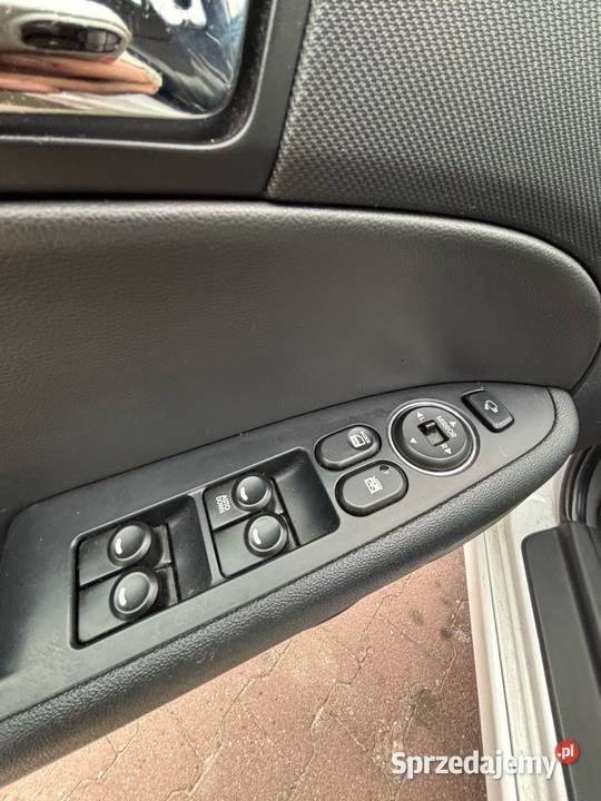 Hyundai i30 bogata wersja mały przebieg 1400cm3 Tarnobrzeg