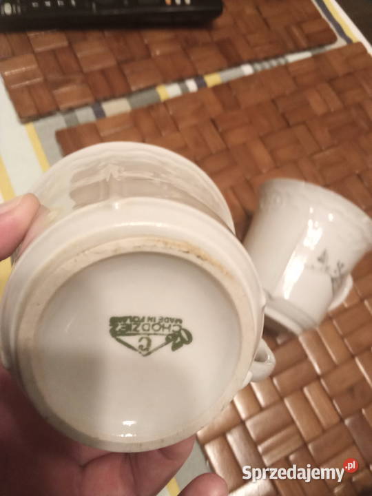 Prl Filiżanki porcelana Chodzież kwiaty 4 łódzkie Łódź