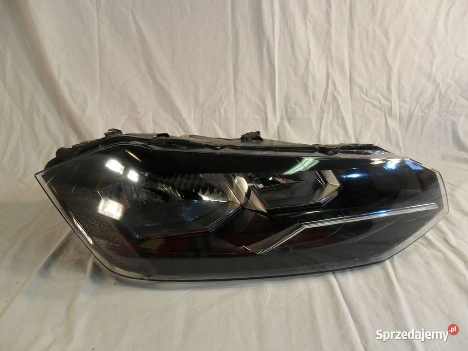 VW volkswagen Polo 6R lampa lewa przód reflektor wielkopolskie Nowy Tomyśl sprzedam