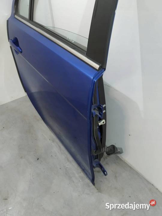DRZWI PRAWE TYŁ D06 HB Mitsubishi Lancer VIII