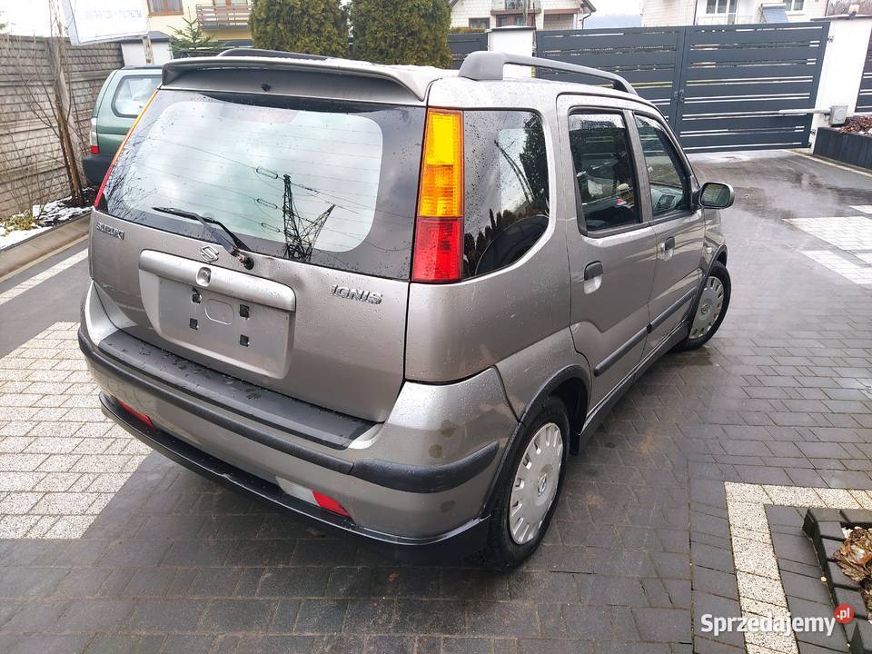 Suzuki Ignis X45 Polift 13 benzyna mały przebieg welurowa tapicerka Starachowice sprzedam