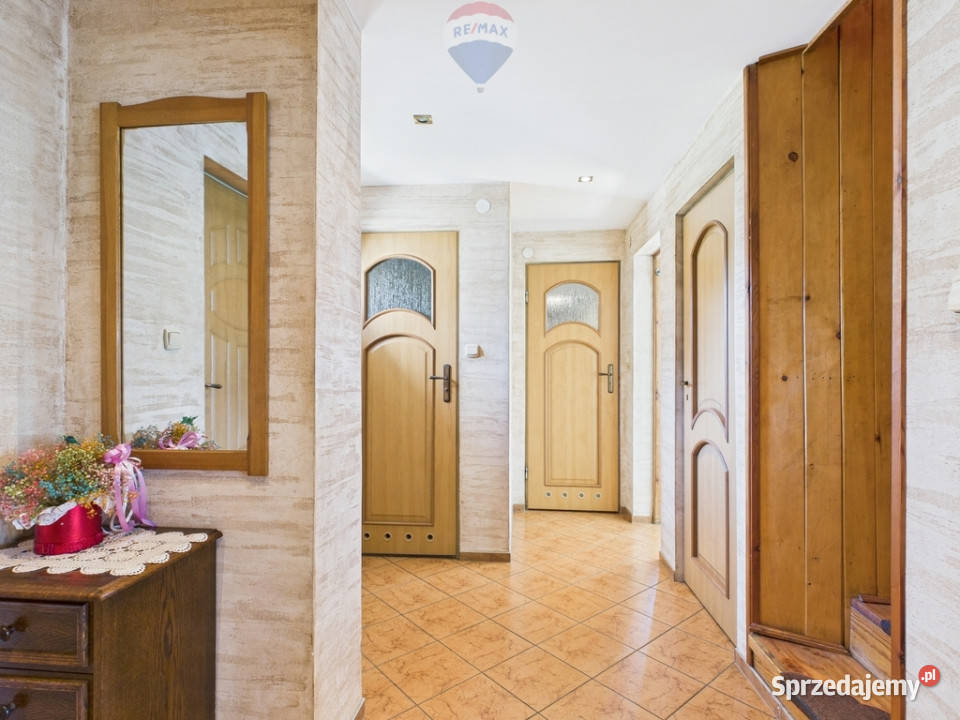 Przestronny dom rodzinny z działką 2000 m Minięta