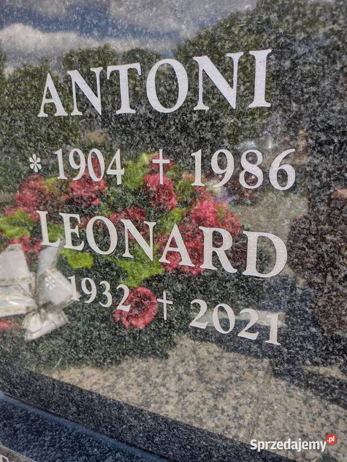 Malowanie odnawianie renowacja liter na pomniku