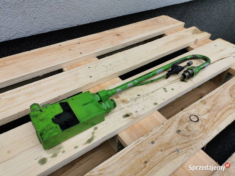 Zamek silownika wychyłu Merlo P327 EVS