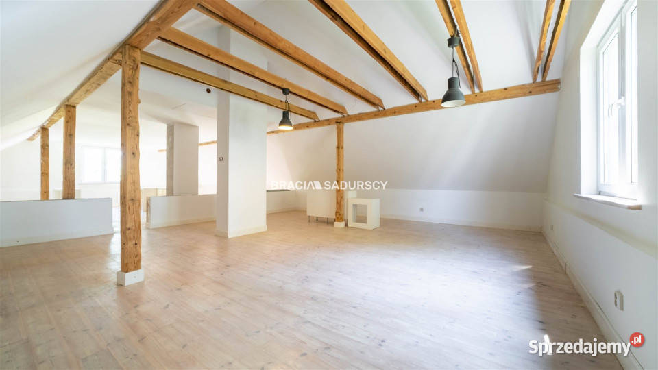 Sprzedaż domu wolnostojącego 170m2 Bukowska Wola 2 piętra Domy