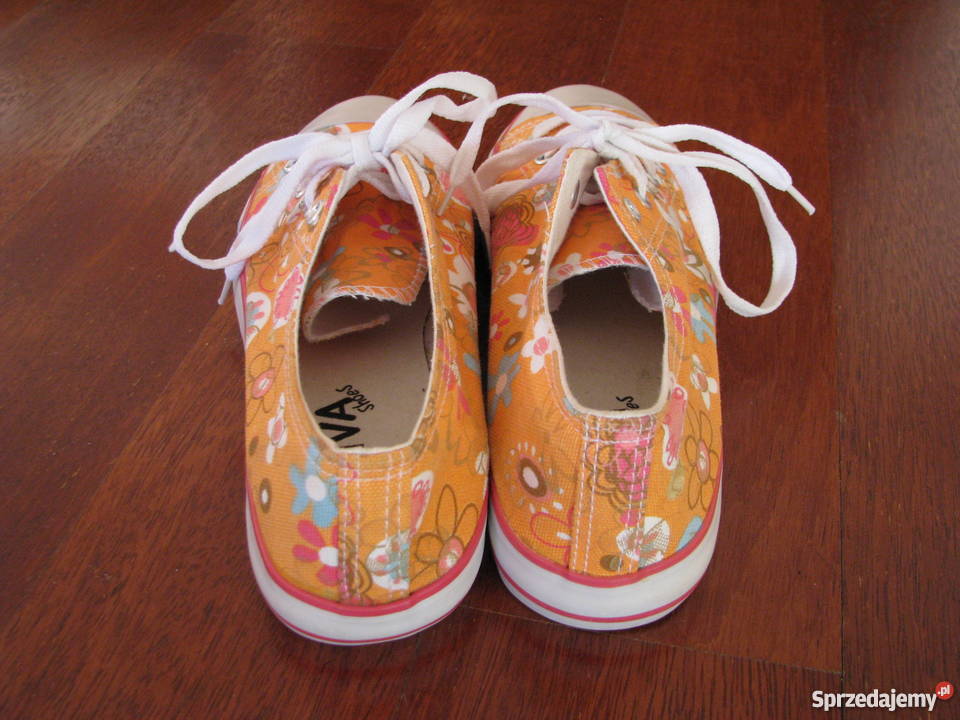 Tenisówki półtrampki trampki z motywem kwiatowym Krapkowice