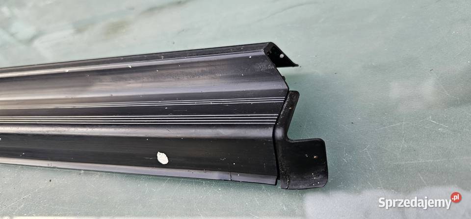 Listwa progowa tył mercedes w201 Rok produkcji 1991 Zbąszyń
