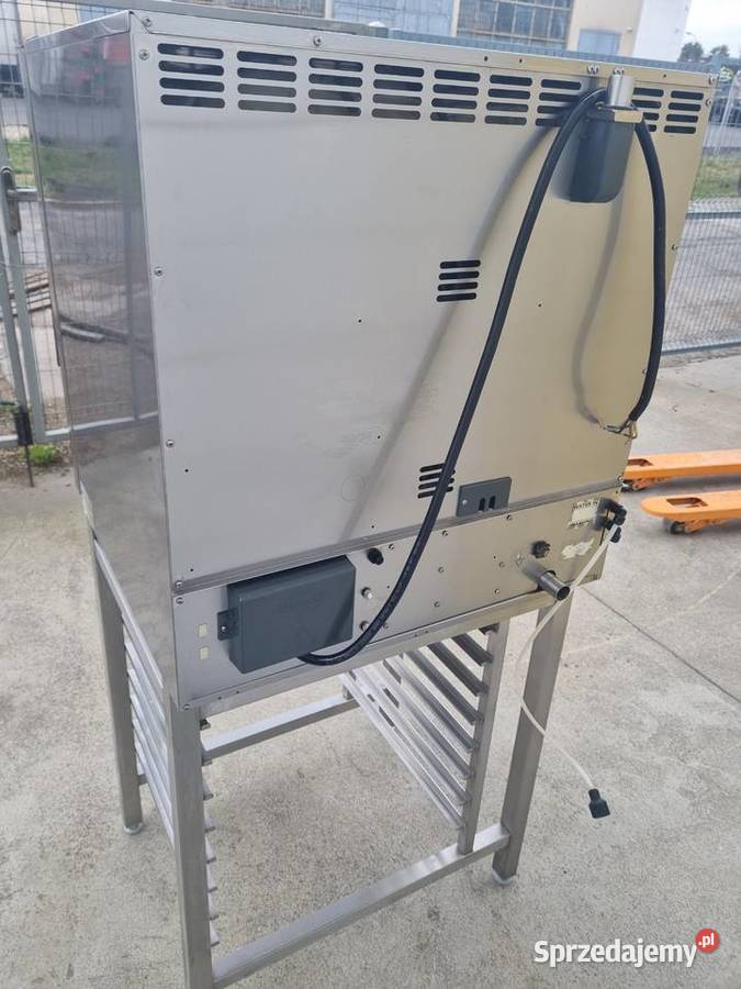 Piec konwekcyjno parowy podstawa Unox 7 GN Zielona Góra