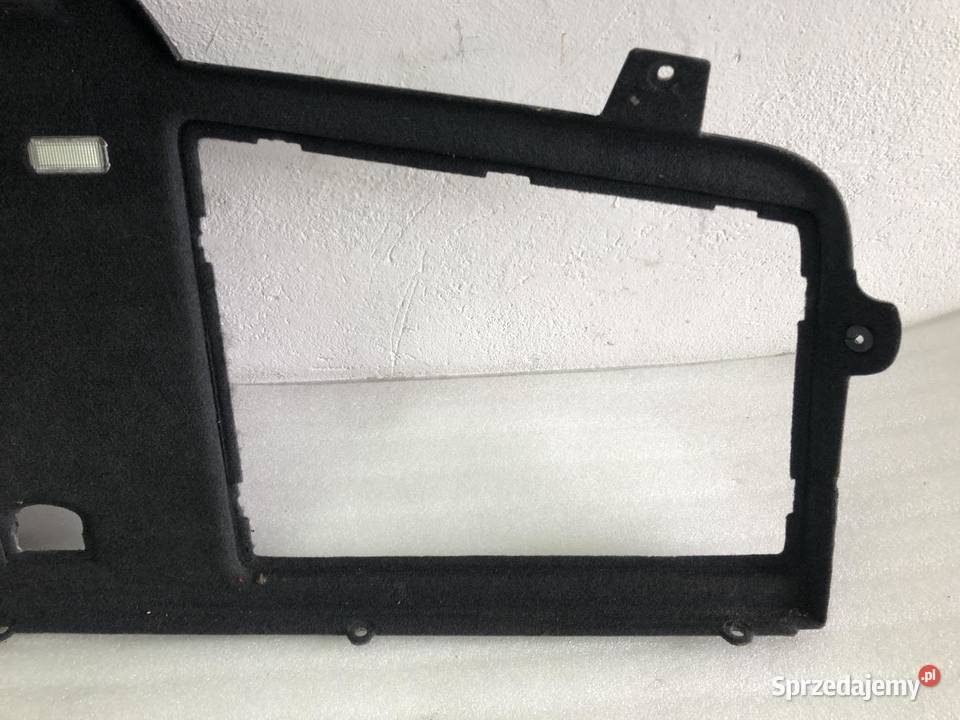 BOCZEK BAGAŻNIKA PRAWY 3D5867428C VW PHAETON osobowe sprzedam