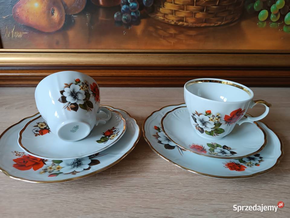 Filiżanki porcelanowe z talerzykami małopolskie