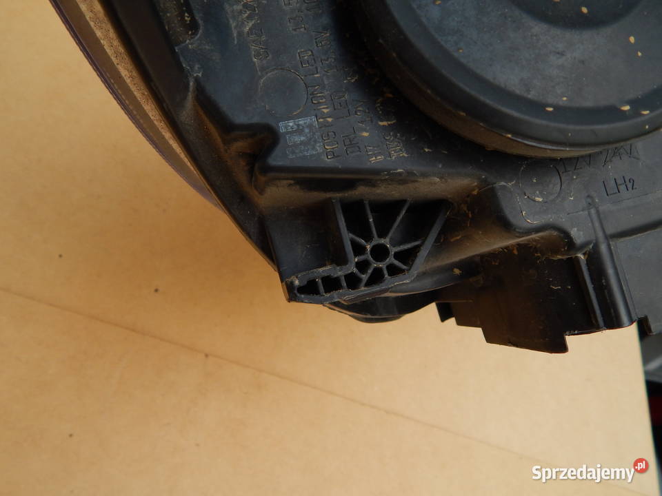 FORD FOCUS MK3 1419R REFLEKTOR LAMPA LEWA LEWY Warszawa sprzedam