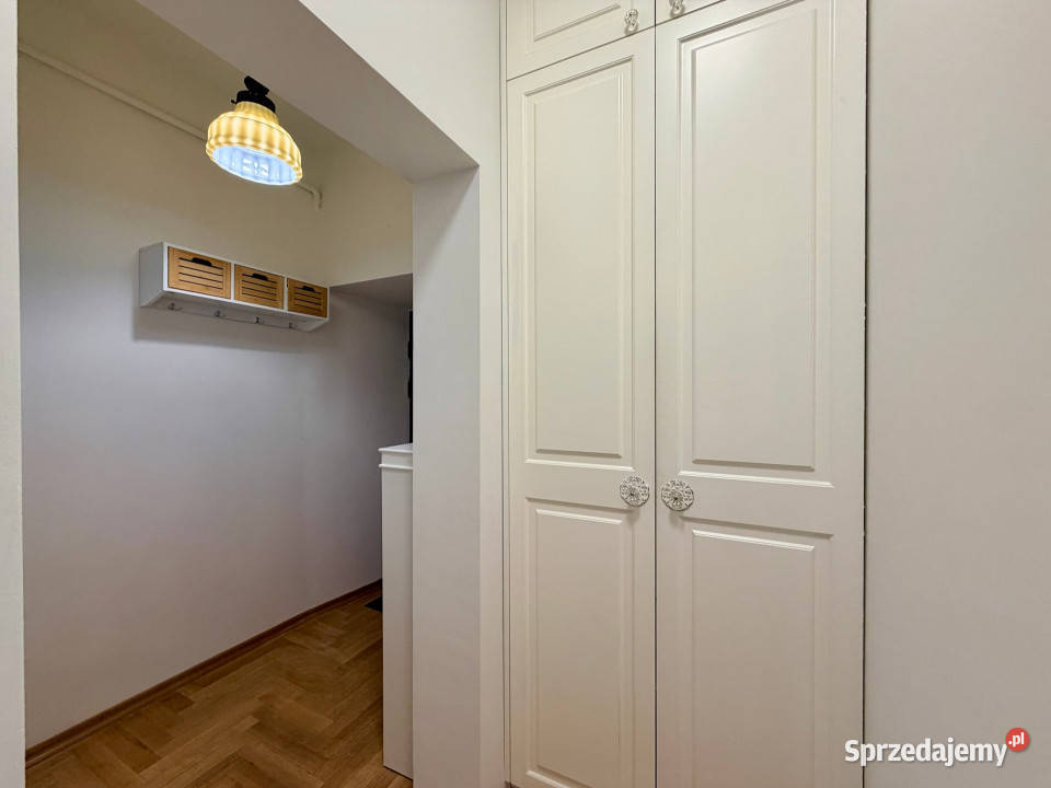 Kamienica lokal idealny także pod biuro Warszawa