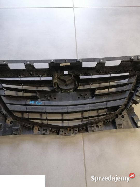 MAZDA 3 BM ATRAPA GRILL