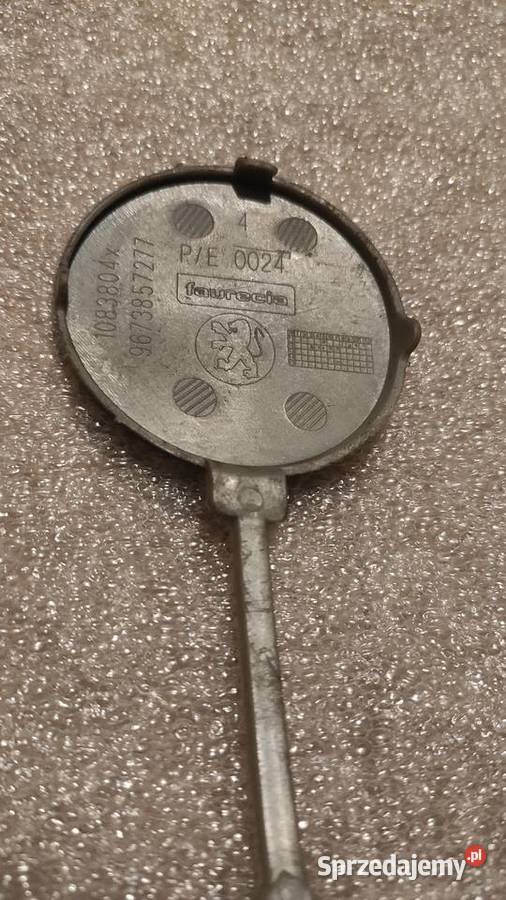 Zaślepka haka zderzaka Peugeot 208 9673857277 Karoseria Piła