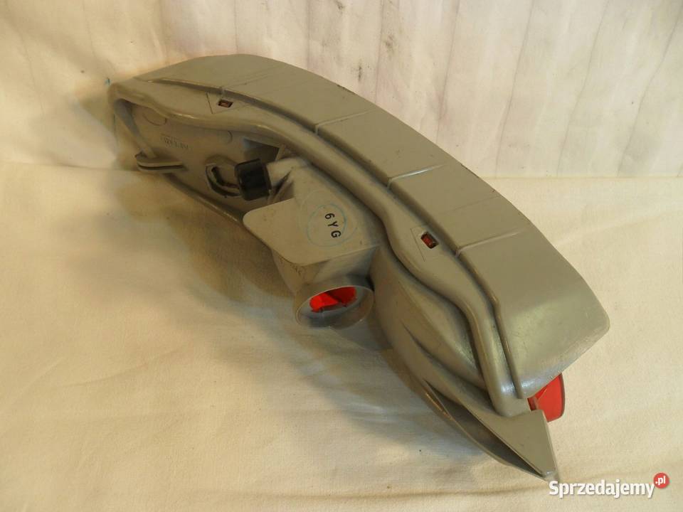 Toyota Corolla E10 kierunkowskaz migacz przedni osobowe Nowy Tomyśl