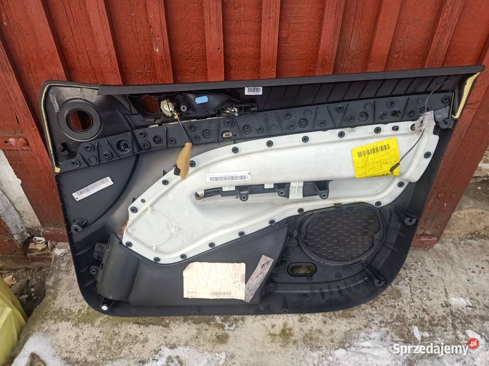 Boczek drzwi skoda octavia 2 Tapicerki samochodowe Magnice