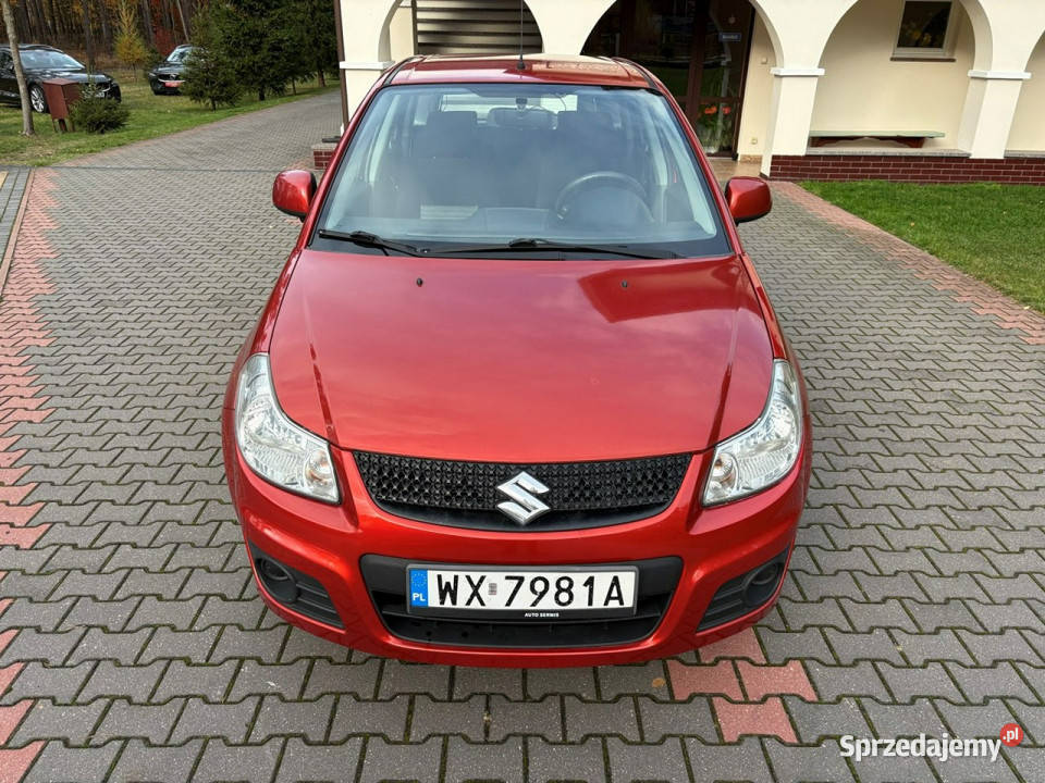 Suzuki SX4 15 benzyna 112 Klimatyzacja I wielofunkcyjna kierownica Samochody osobowe Lipówki