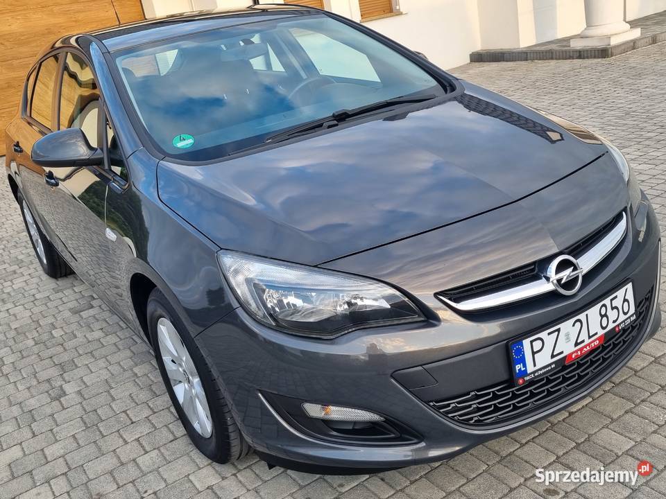 Opel Astra J 1.3 CDTI 95MK lift tempomat Czujniki parkowania