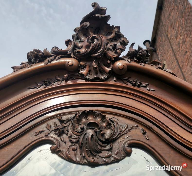 Pięknie rzeźbiona francuska szafa pałacowa Wałbrzych