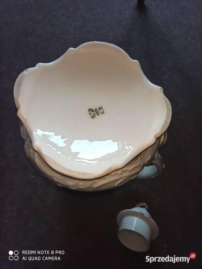 Dzbanek C T Z ażurem wlewie Syg z lat 1909 35 Porcelana i szkło pomorskie