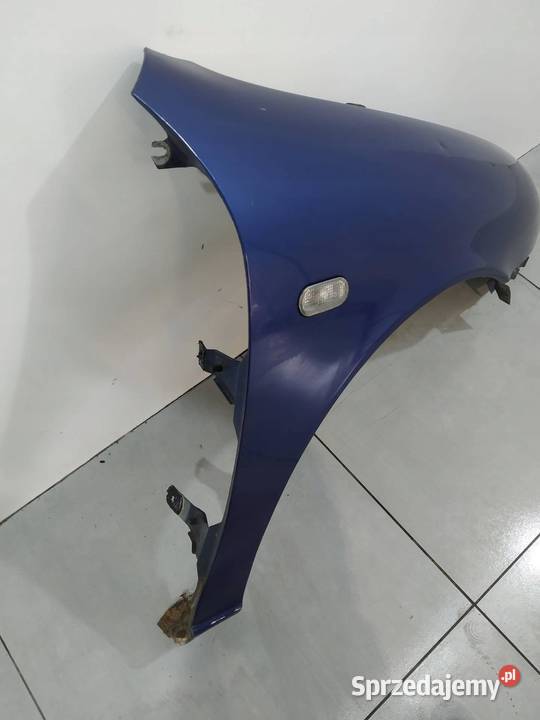 BŁOTNIK PRAWY PRZÓD TOLEDO II GRANATOWY Seat