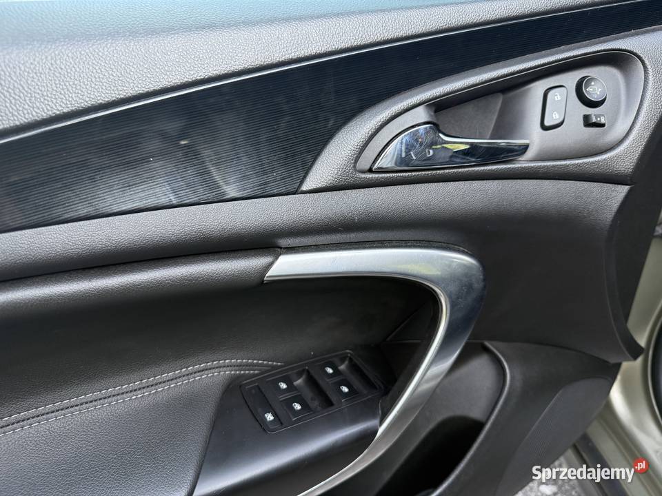 Opel Insignia 4x4 zadbana nieuszkodzony Starachowice