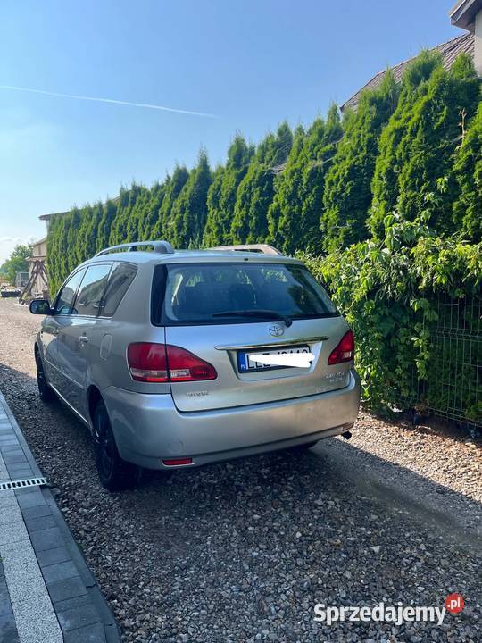 Toyota Avensis Verso