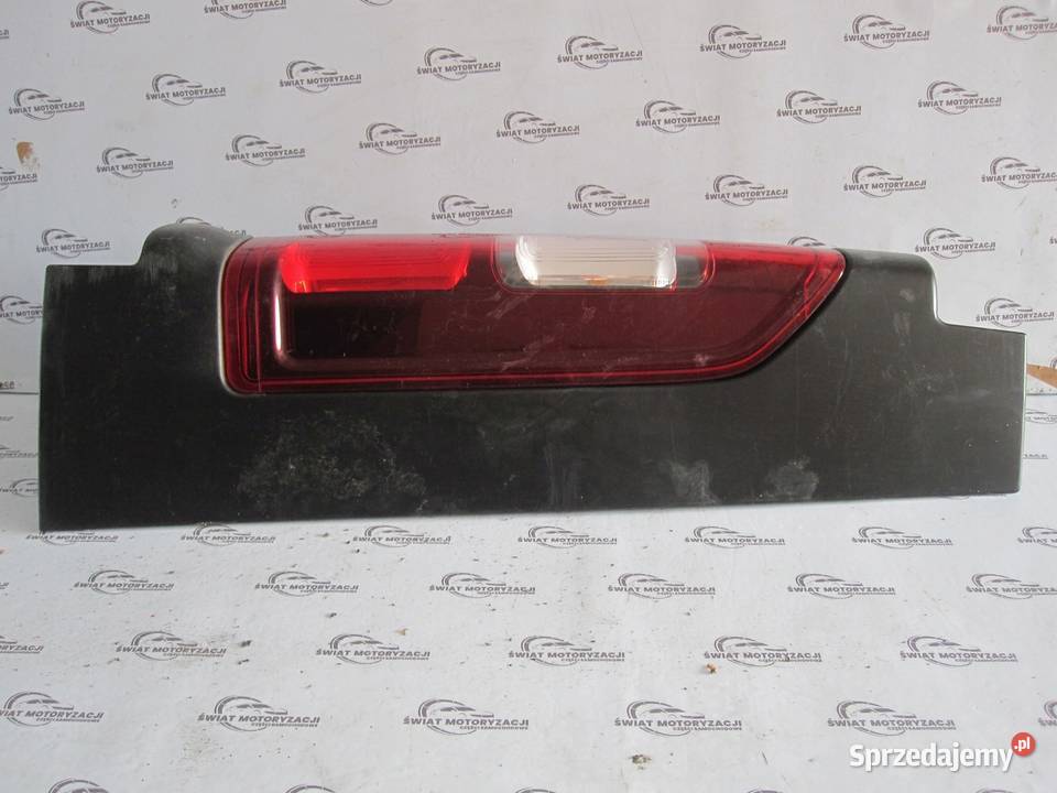 RENAULT TRAFIC III 15r lampa prawa tył 9345968 Rok produkcji 2015 Lampy tylne świętokrzyskie Kielce