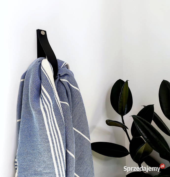 SKÓRZANY WIESZAK NA RĘCZNIK KOLOR CZARNY Warszawa