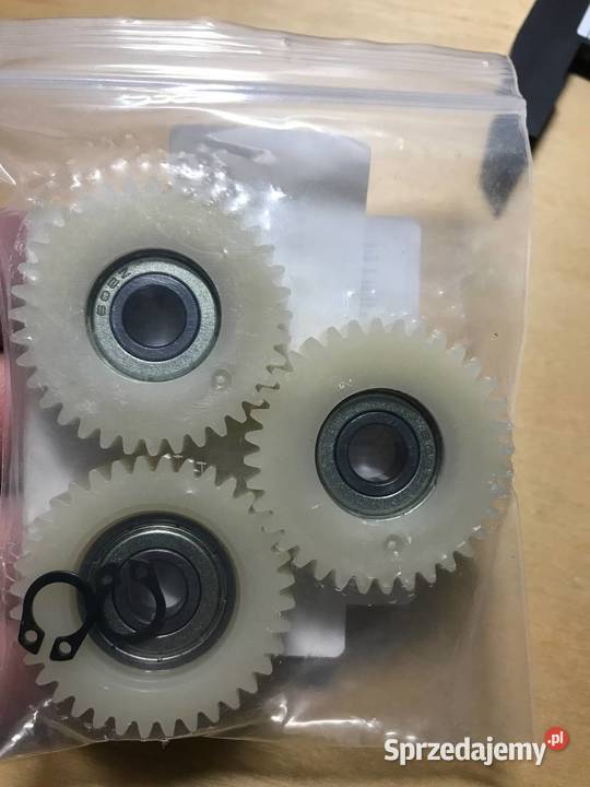 Kółka zębate z łożyskiem do silników Lublin