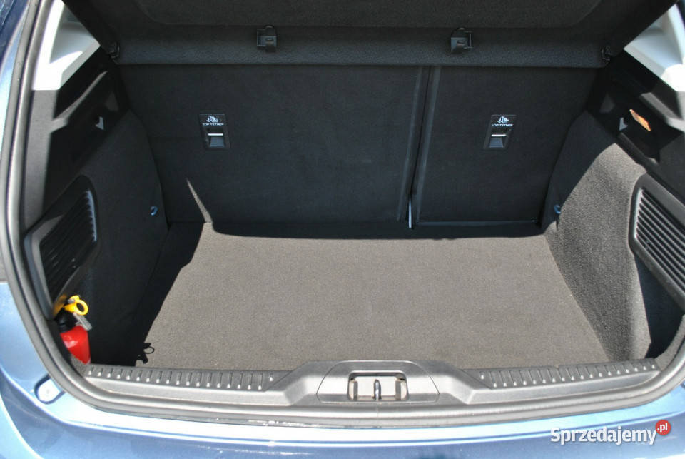 Ford Focus Hatchback Connected 15 EcoBlue 95 ASO klimatyzacja Białystok sprzedam