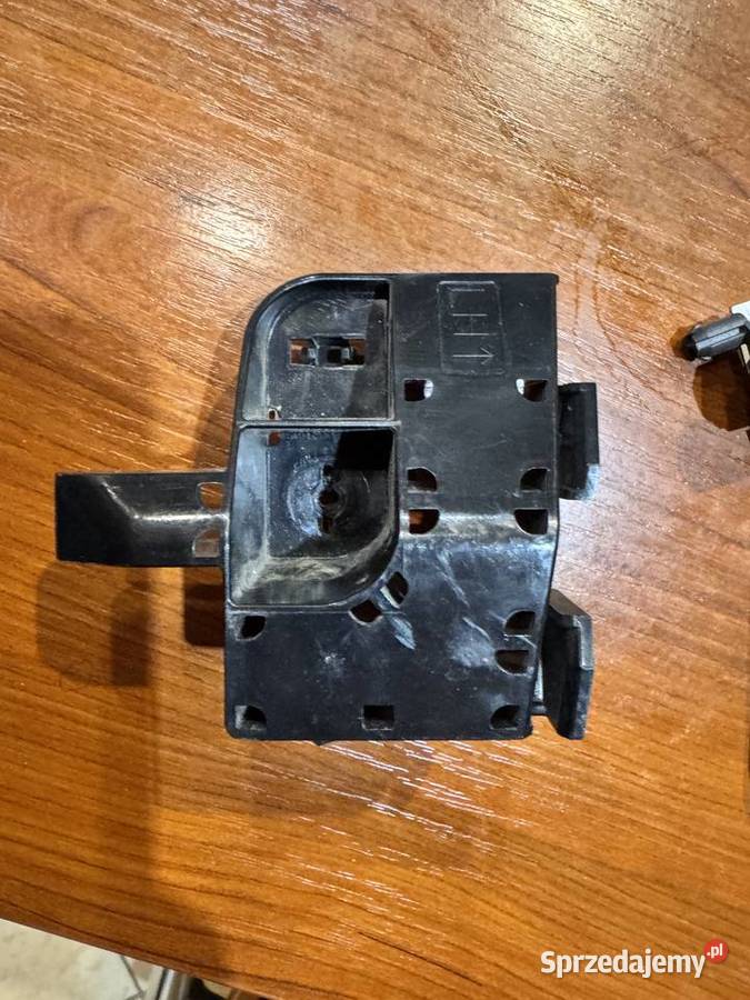 MOCOWANIE ZDERZAKA LEWE TYŁ NISSAN LEAF II Brzesko sprzedam