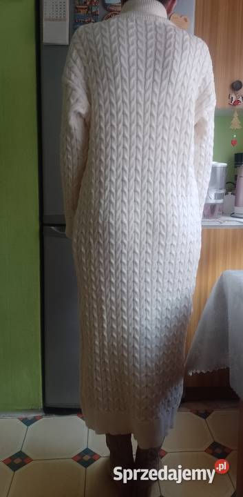4042 LXL Długa sukienka dzianinowa z golfem z Kraków