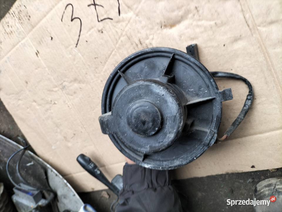 DMUCHAWA WENTYLATOR VW Passat B5 3137020022 osobowe Kamień-Kolonia