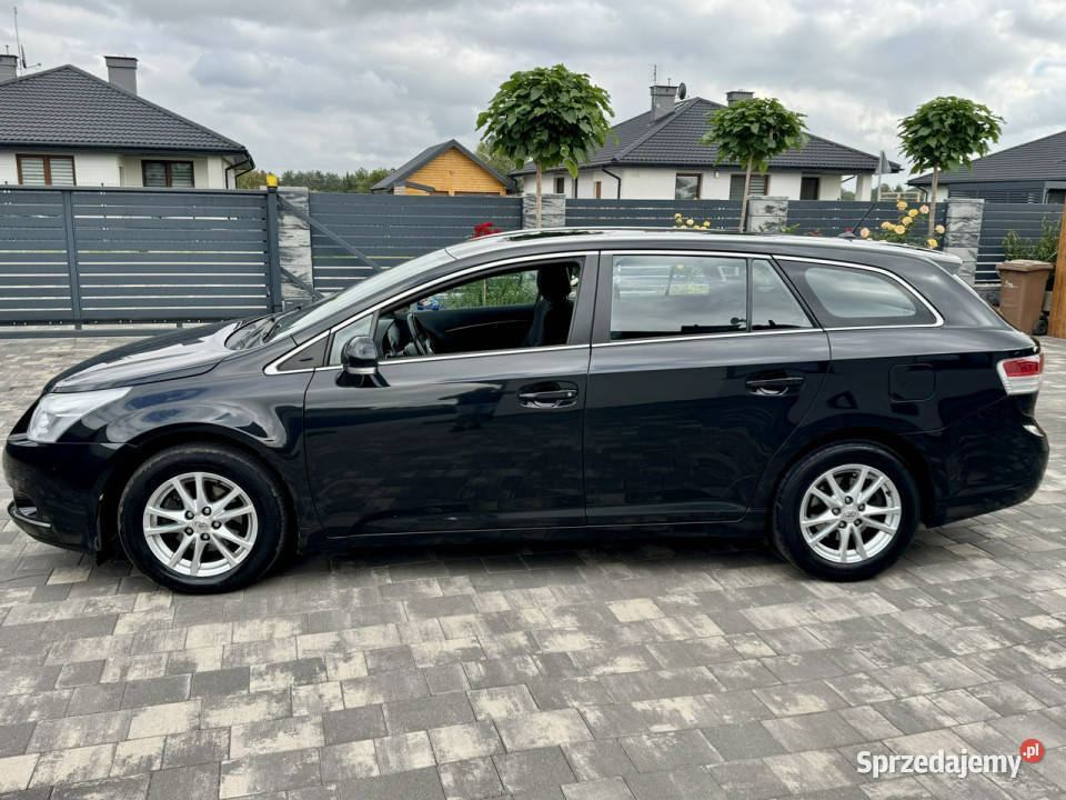 Toyota Avensis Avensis Automat Serwis 18 benzyna gniazdo AUX Motoryzacja Szerominek