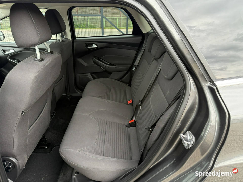 Ford Focus serwisieklimatronikbixenonsuper stanz ESP Dąbrowa sprzedam