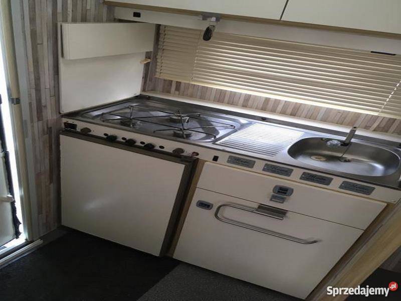 Chateau la car 330 w super kondycji Rok produkcji 1987 Legnica