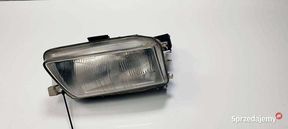 LAMPA PRAWA PRZÓD OPEL ASTRA F osobowe Pozostałe sprzedam