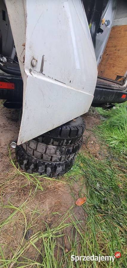 Vw Golf Jetta drzwi prawe