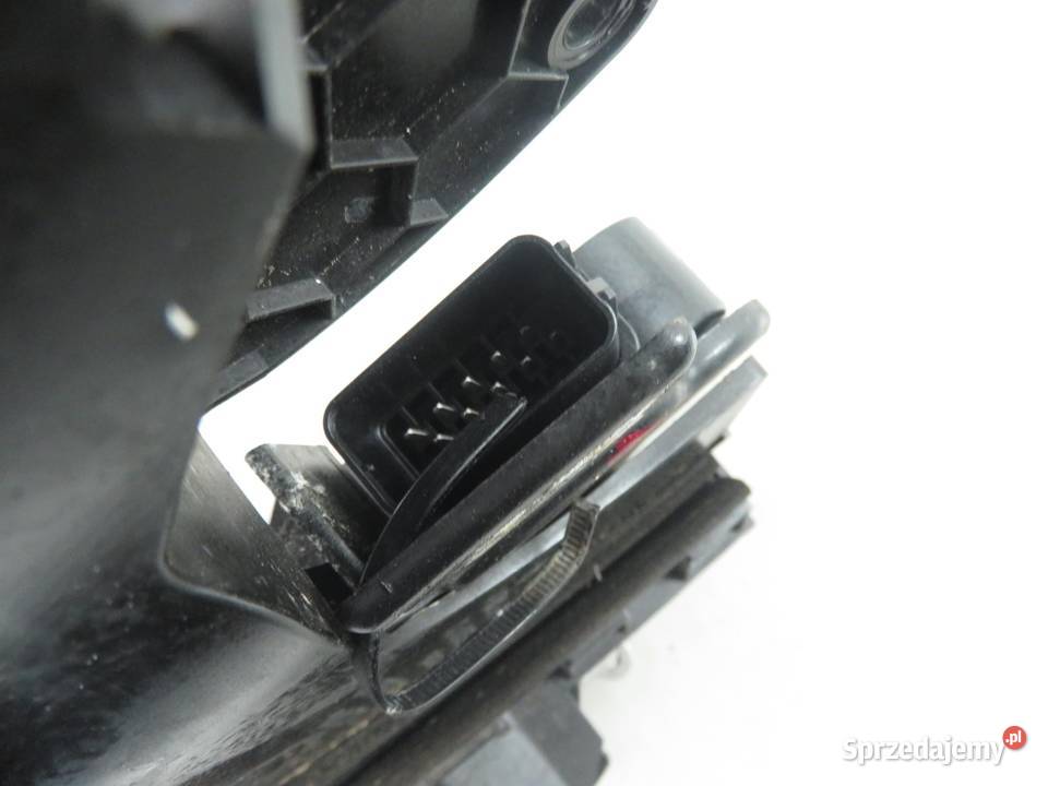 ZAMEK PRAWY TYLNY VOLVO V50 30699456