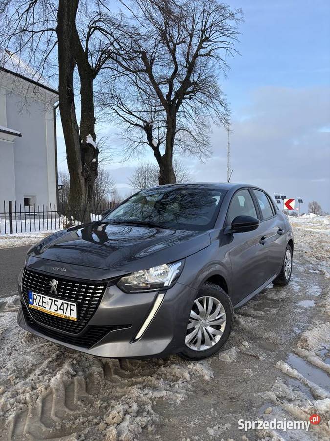 Peugeot 208 2023 12 benzyna