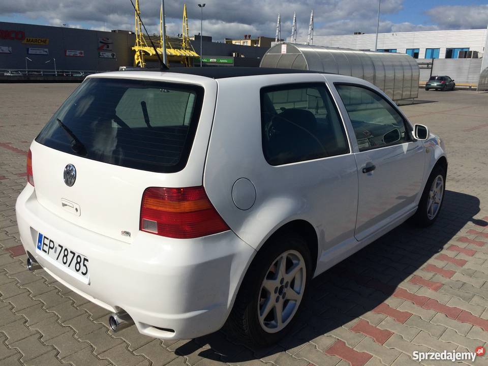 Golf 4 z pakietem wizualnym R32 benzyna Piotrków Trybunalski