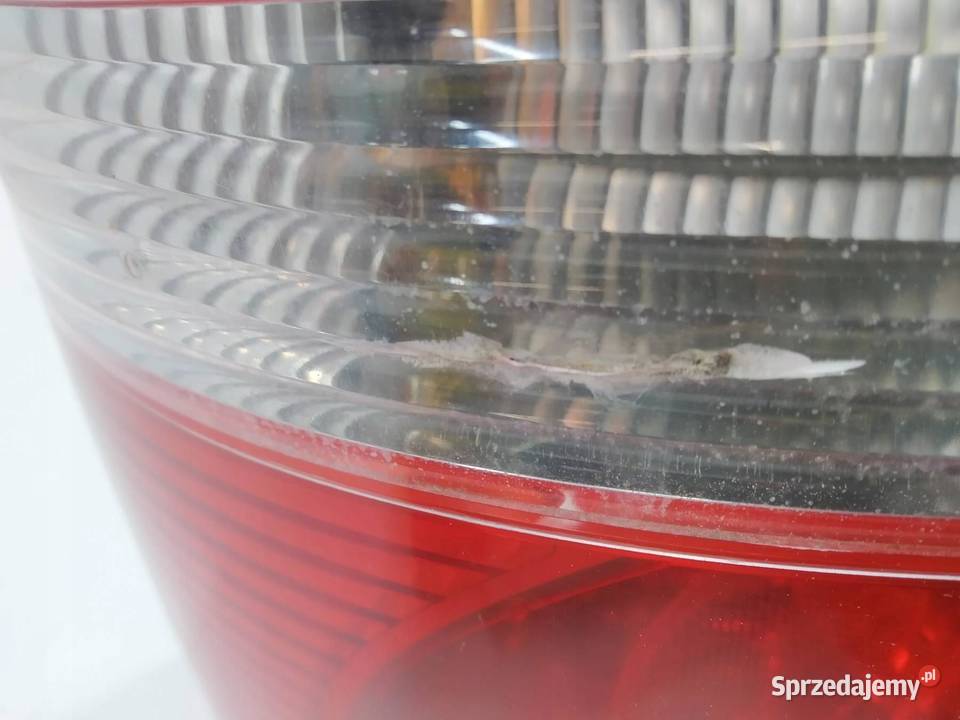 LAMPA TYŁ LEWA EUROPA VW Volkswagen Touran I
