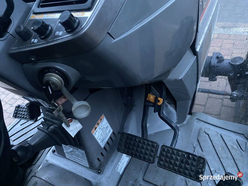 Traktor japoński ISEKI GEAS 31 kabina klima 31 Kobiele Wielkie