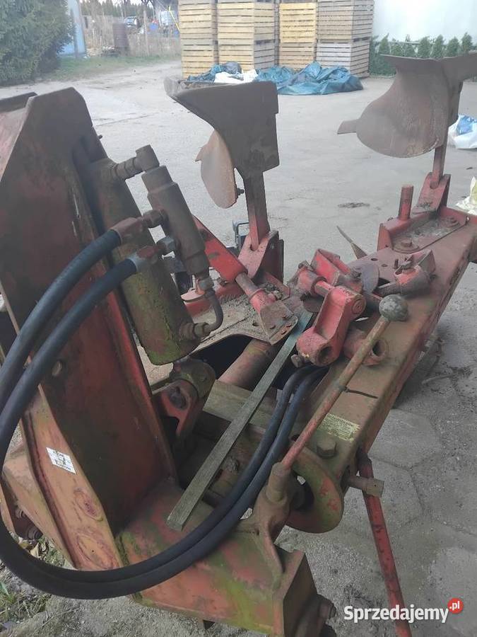 Pług dwuskibowy obrotowy nieuszkodzony Piła