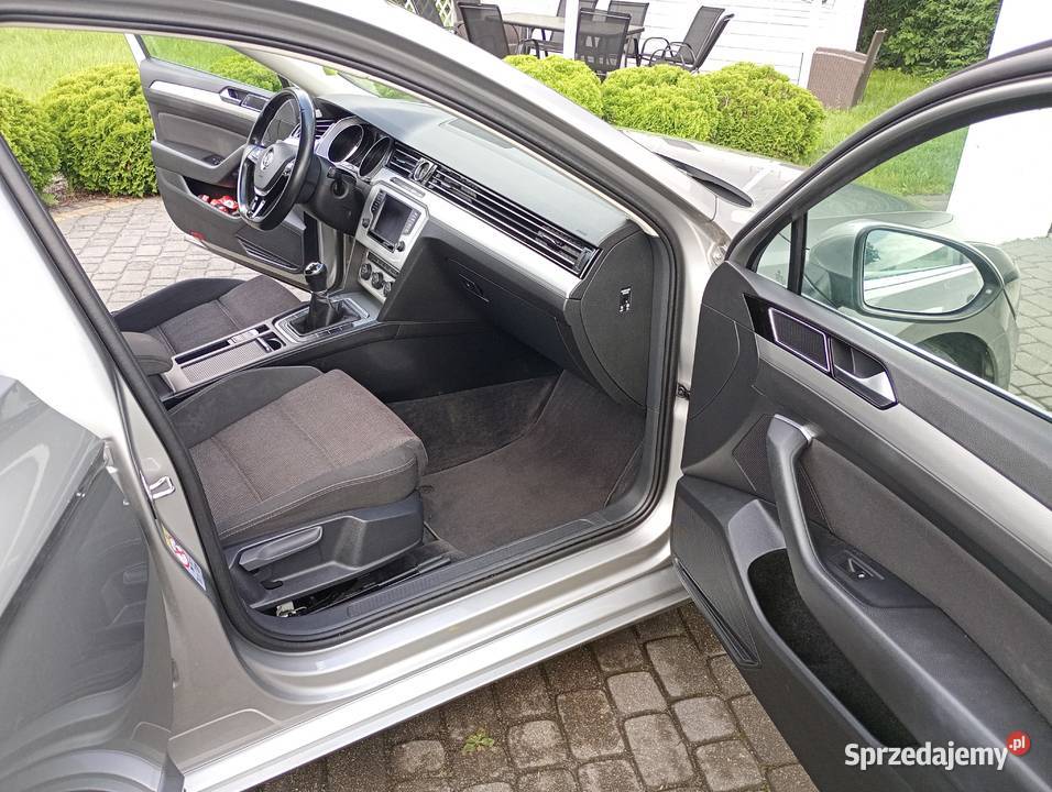 Sprzedam Vw Passat B8 16 TDI BMT 2017 120KM Robuń