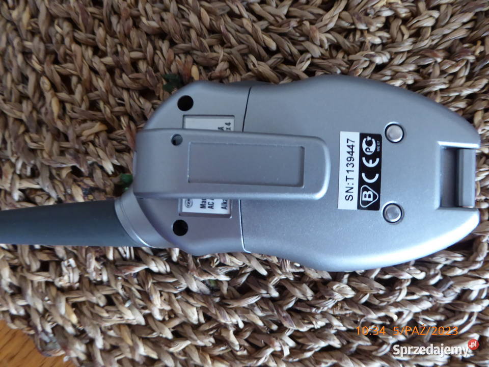 Nieużywane dwa radiotelefony z bazą FIRST o