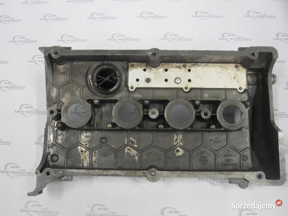 Audi TT 18 T 00r 224 APX 4X4 06A103469N POKRYWA świętokrzyskie